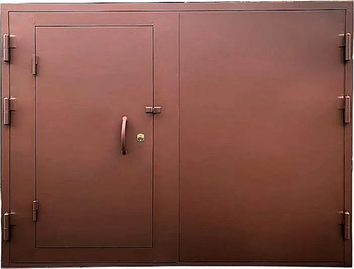 Распашные ворота Commander-4 (Нитроэмаль) - внешняя сторона