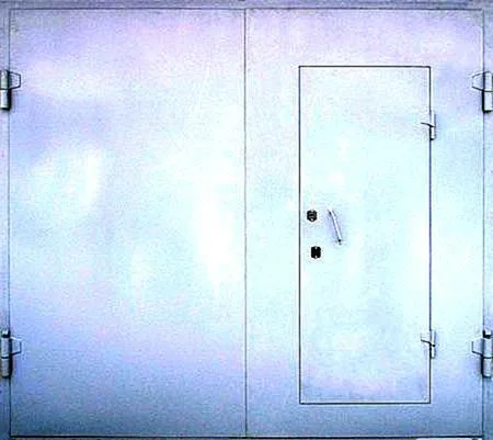 Распашные ворота Распашные ворота GD-14 - внешняя сторона