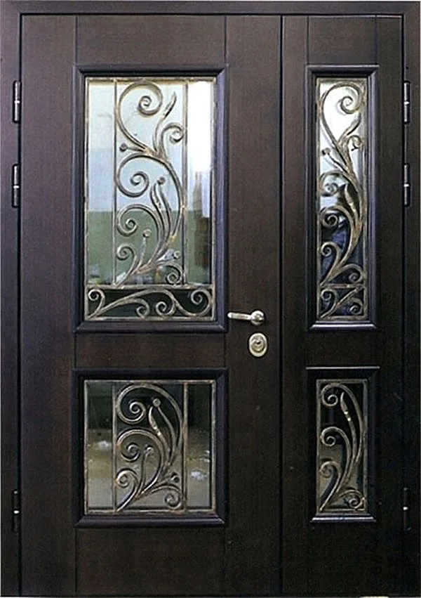 Двери с ковкой Входная парадная дверь с ковкой MV-52 - внешняя сторона