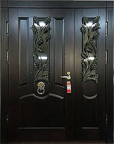 Двери с ковкой Входная парадная дверь с ковкой MV-55 - внешняя сторона