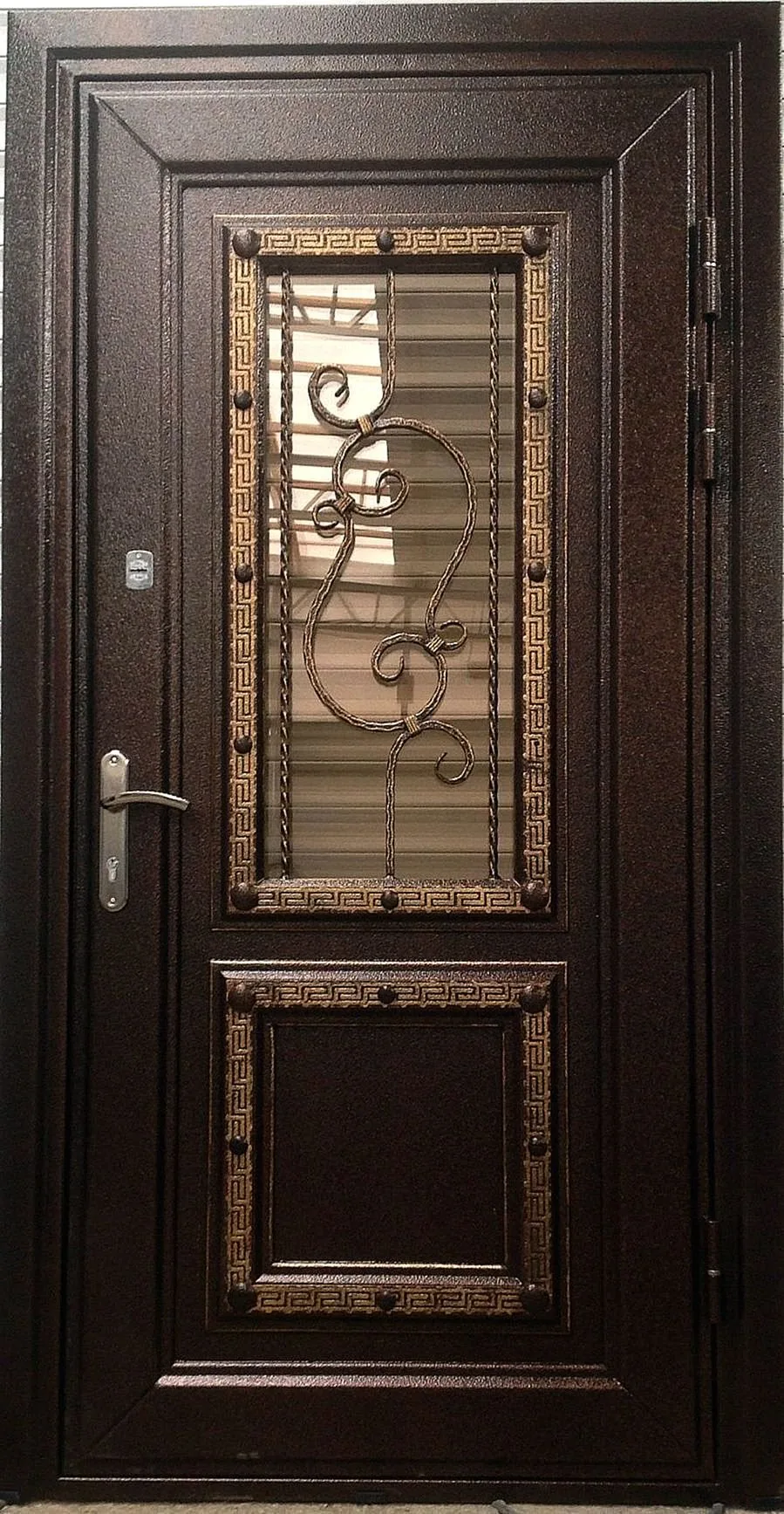 Входная дверь Quastella-19 (Металлобагет) - внешняя сторона